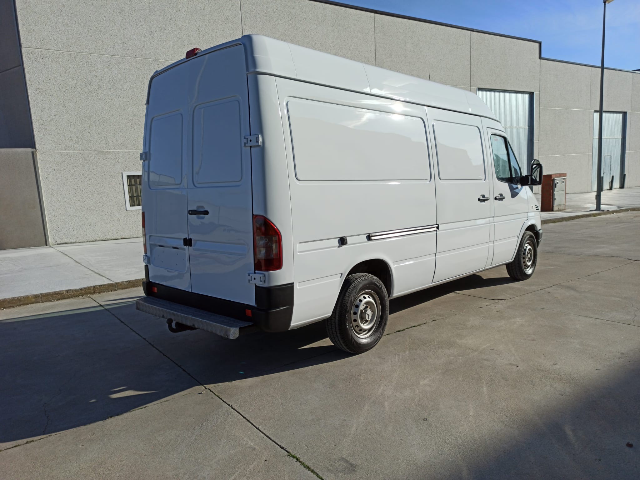 1afe159c-a07d-425c-8eab-7ec6e61398f5